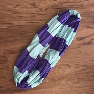 Lululemon infinity scarf